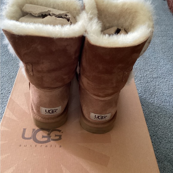 COPY - UGG Australia Tan Shearling Boots Women’s  Size 8 - Picture 3 of 6
